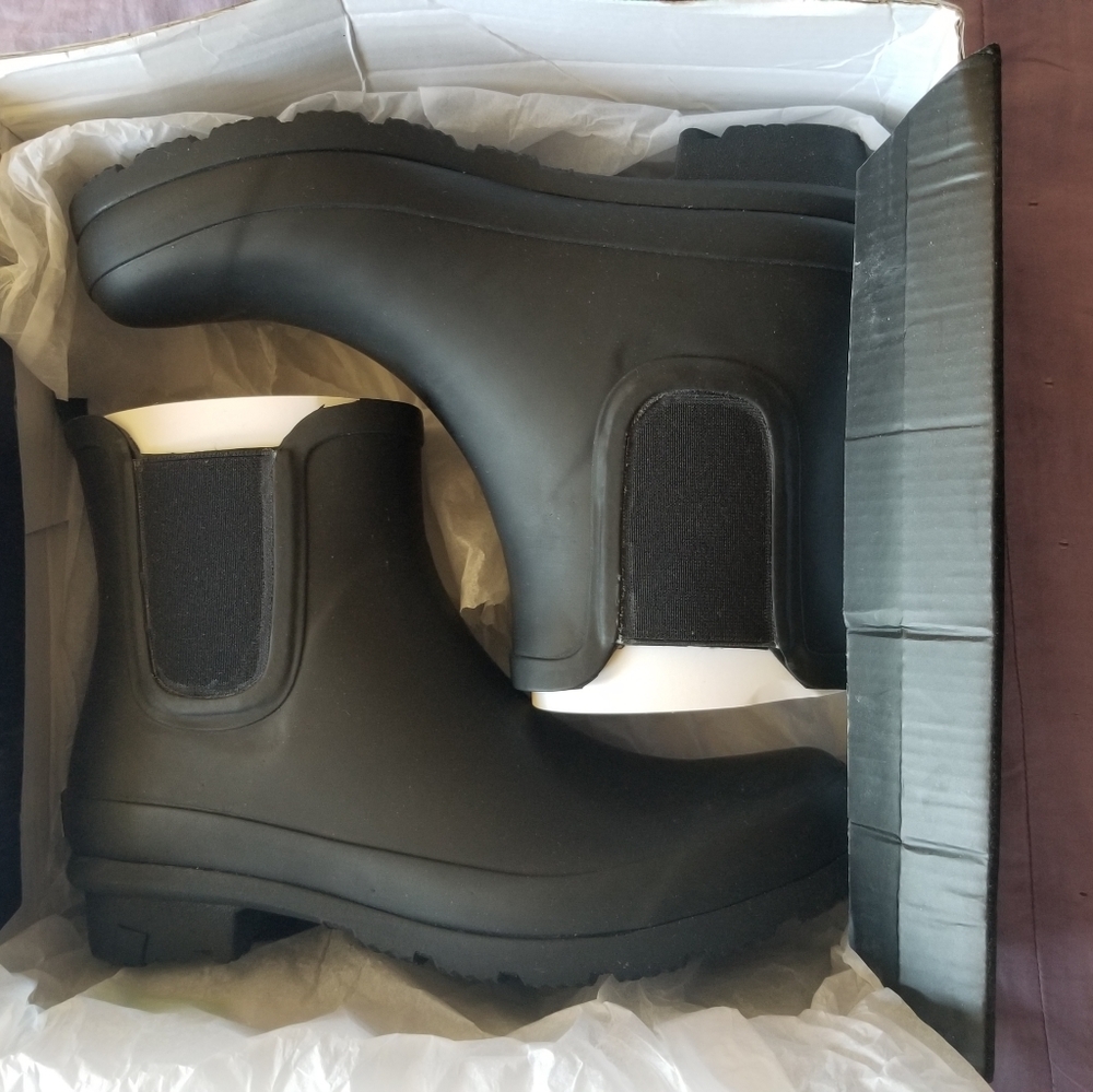 ☔ NEW w/box London Fog Wembley Rain Boots